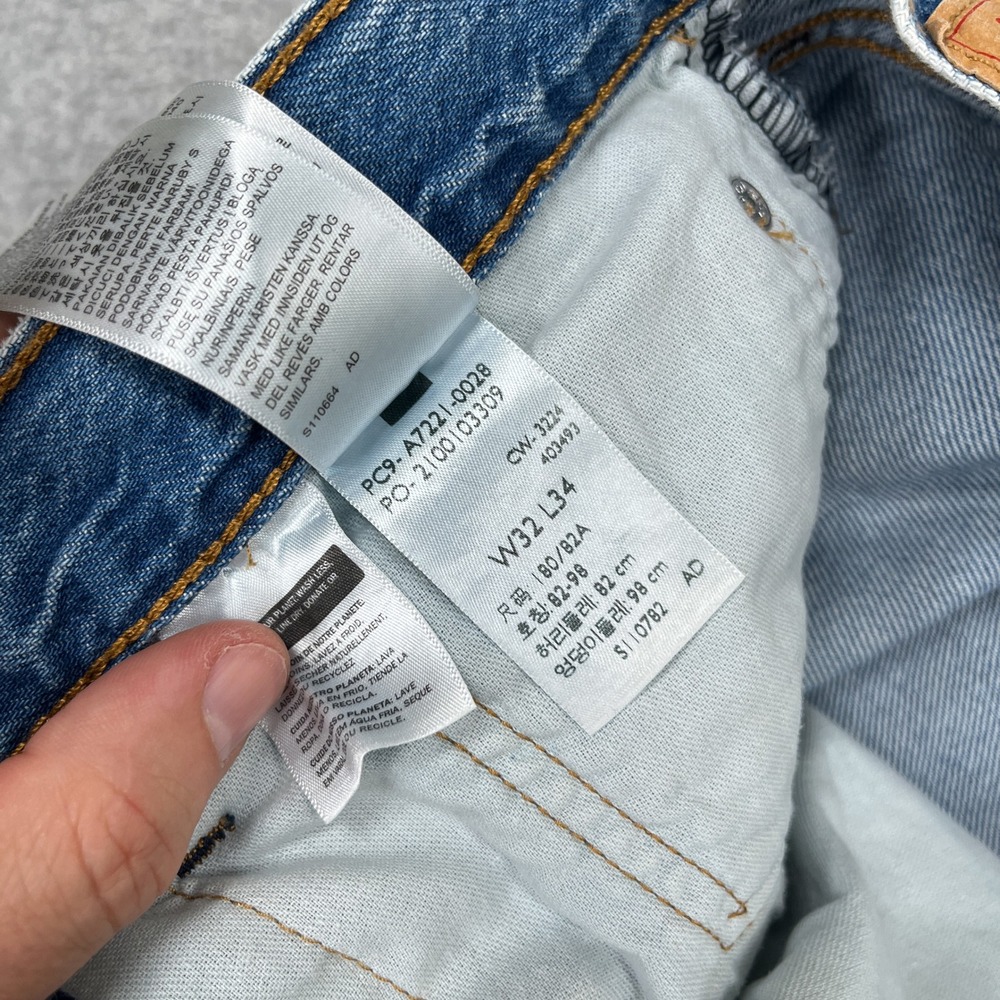 Levi's Jeans Mens 32x34 (33x32) Blue Light Wash 565 Loose Straight Leg Fit Denim - Picture 15 of 15